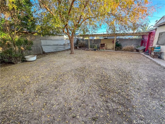 211 Walnut Street, Needles, CA 92363