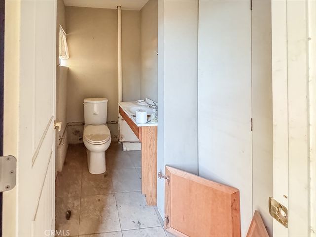 211 Walnut Street, Needles, CA 92363