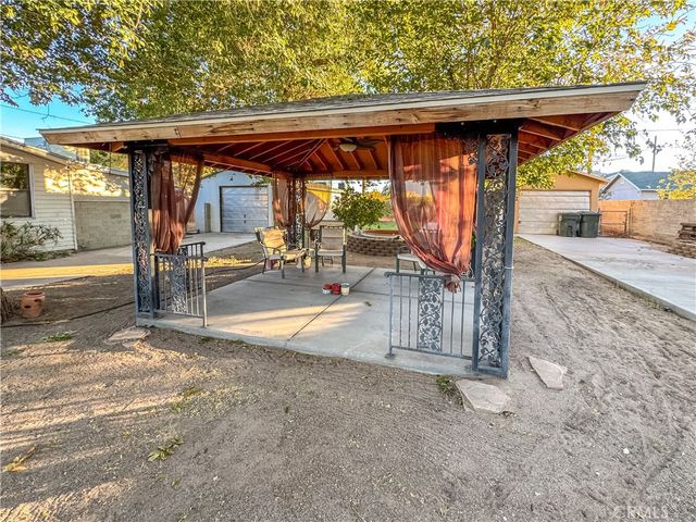 211 Walnut Street, Needles, CA 92363