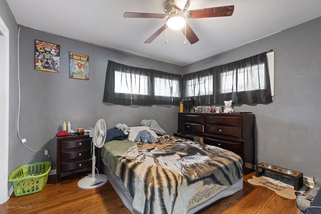 1104 New Haven Avenue, Aurora, IL 60506