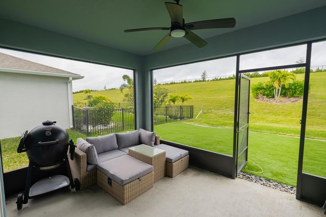 10782 SW Vasari Way, Port St Lucie, FL 34987