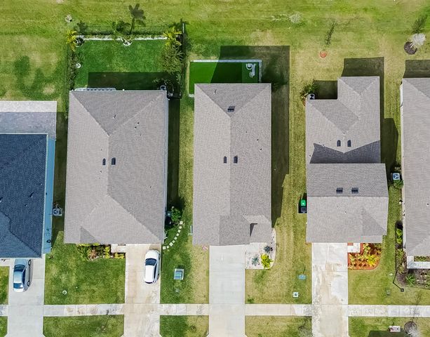 10782 SW Vasari Way, Port St Lucie, FL 34987