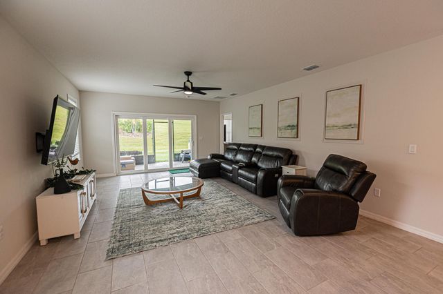 10782 SW Vasari Way, Port St Lucie, FL 34987