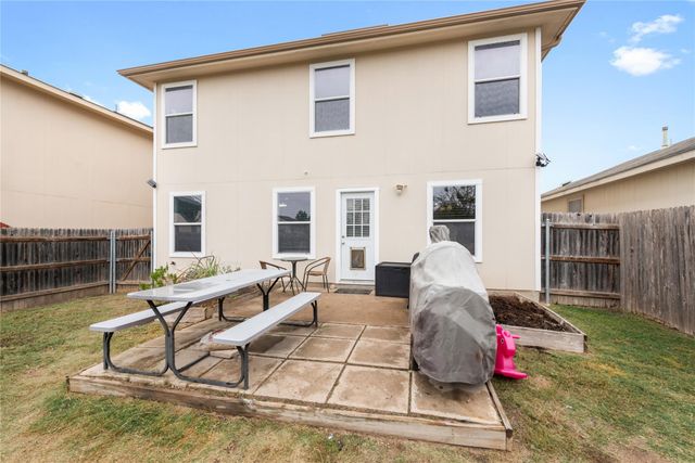 122 Quarter Ave, Buda, TX 78610