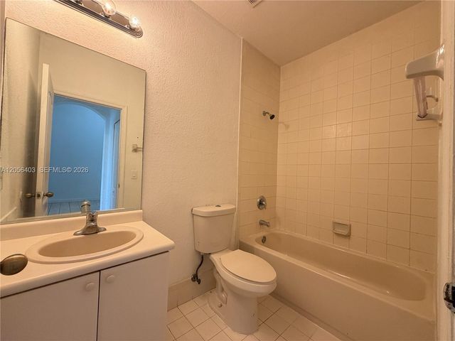 1661 SE 28th St 204, Homestead, FL 33035