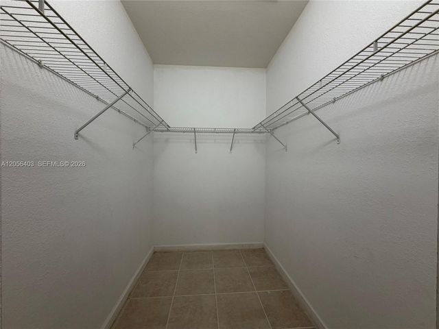 1661 SE 28th St 204, Homestead, FL 33035