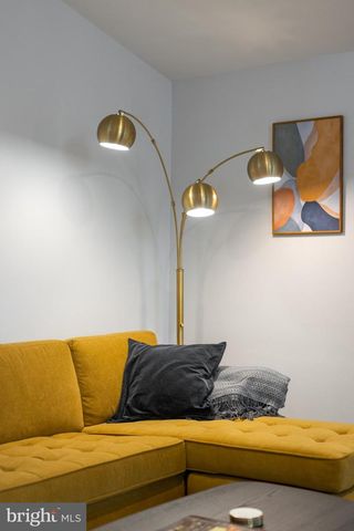 1137 DORUM AVE, State College, PA 16801