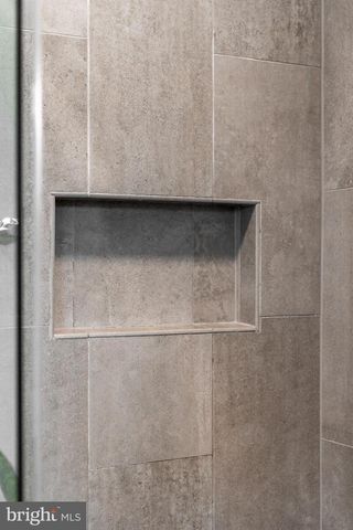 1137 DORUM AVE, State College, PA 16801