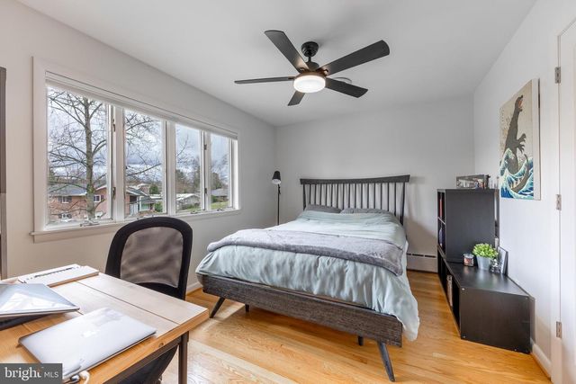 1137 DORUM AVE, State College, PA 16801