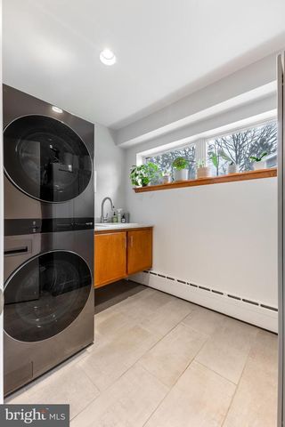 1137 DORUM AVE, State College, PA 16801