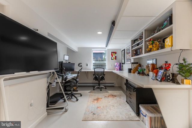 1137 DORUM AVE, State College, PA 16801