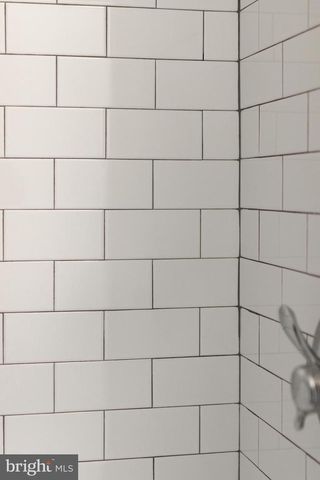 1137 DORUM AVE, State College, PA 16801