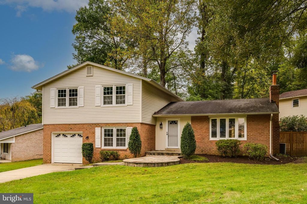 10419 ASHCROFT WAY, Fairfax, VA 22032
