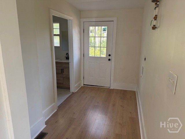 14 W 54th Street, Savannah, GA 31405