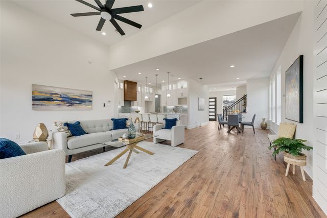 539 W Laureland Road, Dallas, TX 75232