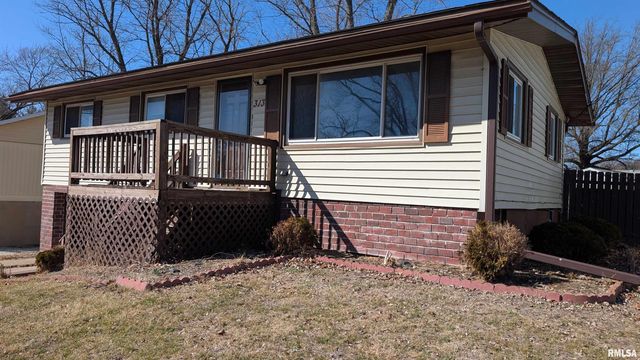 313 HAWTHORNE Circle, Creve Coeur, IL 61610