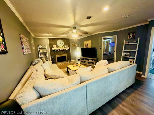 615 Gov Bass Little Street, Greenwood, AR 72936