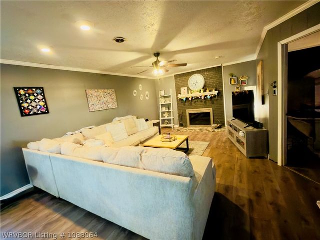 615 Gov Bass Little Street, Greenwood, AR 72936