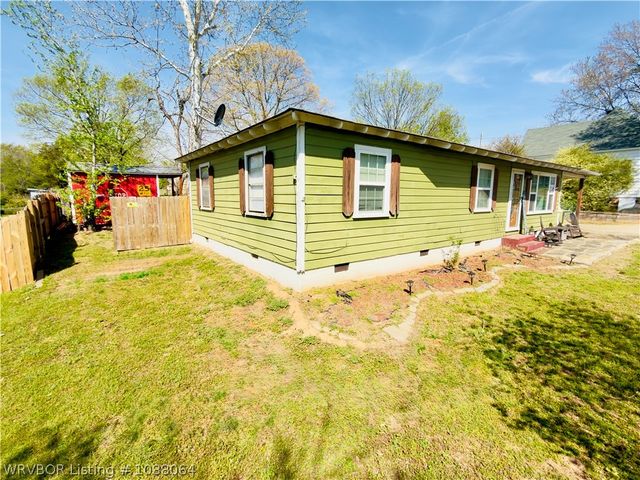 615 Gov Bass Little Street, Greenwood, AR 72936