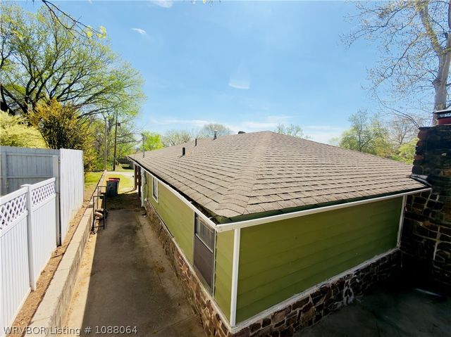 615 Gov Bass Little Street, Greenwood, AR 72936