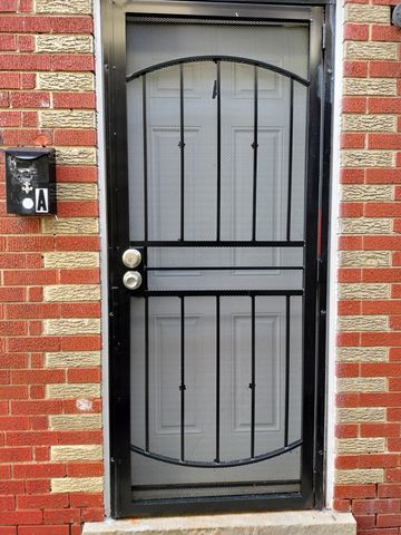 7910 S Muskegon Avenue 1, Chicago, IL 60617