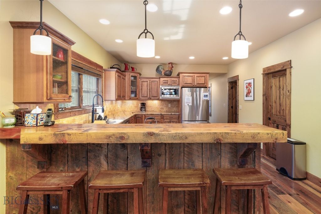 64190 Gallatin Road, Gallatin Gateway, MT 59730 photo 10