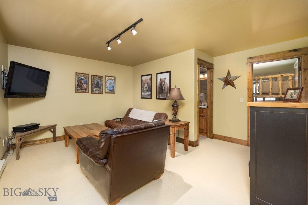 64190 Gallatin Road, Gallatin Gateway, MT 59730 photo 22