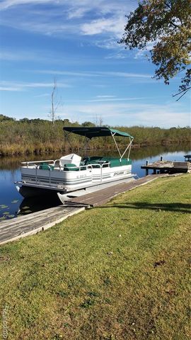 9560 Bluewater Drive, Pinckney, MI 48169