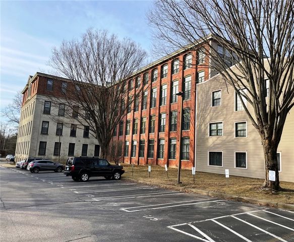 15 Higgins Street 123, Smithfield, RI 02917