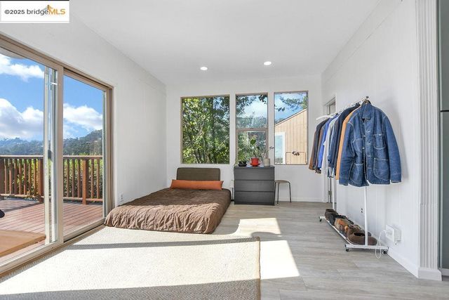 7315 Skyline BLVD, Oakland, CA 94611