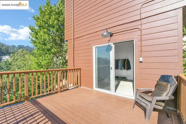 7315 Skyline BLVD, Oakland, CA 94611