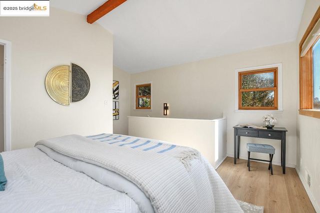 7315 Skyline BLVD, Oakland, CA 94611