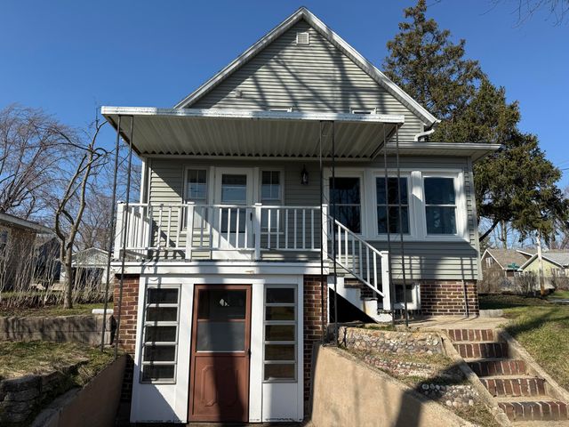 421 E Garfield Street, Michigan City, IN 46360