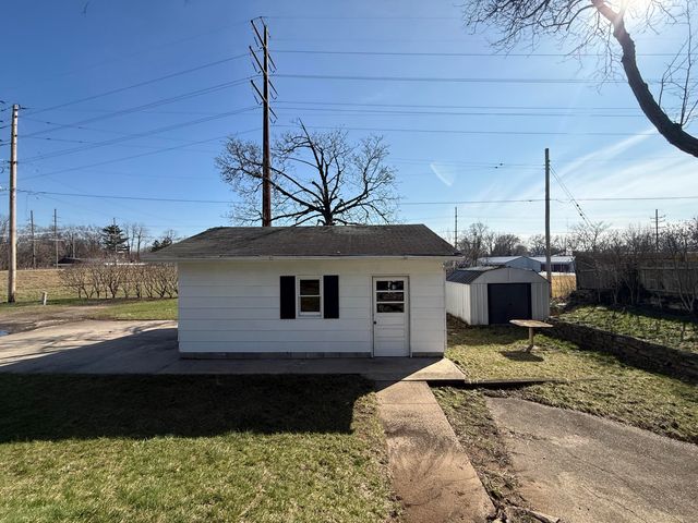 421 E Garfield Street, Michigan City, IN 46360