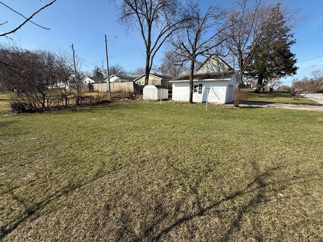 421 E Garfield Street, Michigan City, IN 46360