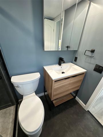 1101 Crystal Lake Dr 609, Deerfield Beach, FL 33064