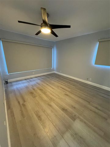 1101 Crystal Lake Dr 609, Deerfield Beach, FL 33064