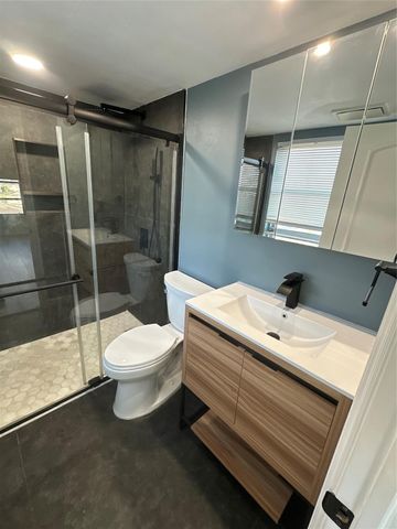 1101 Crystal Lake Dr 609, Deerfield Beach, FL 33064