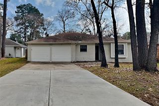 16 W Bigelow Oak Court, Spring, TX 77381