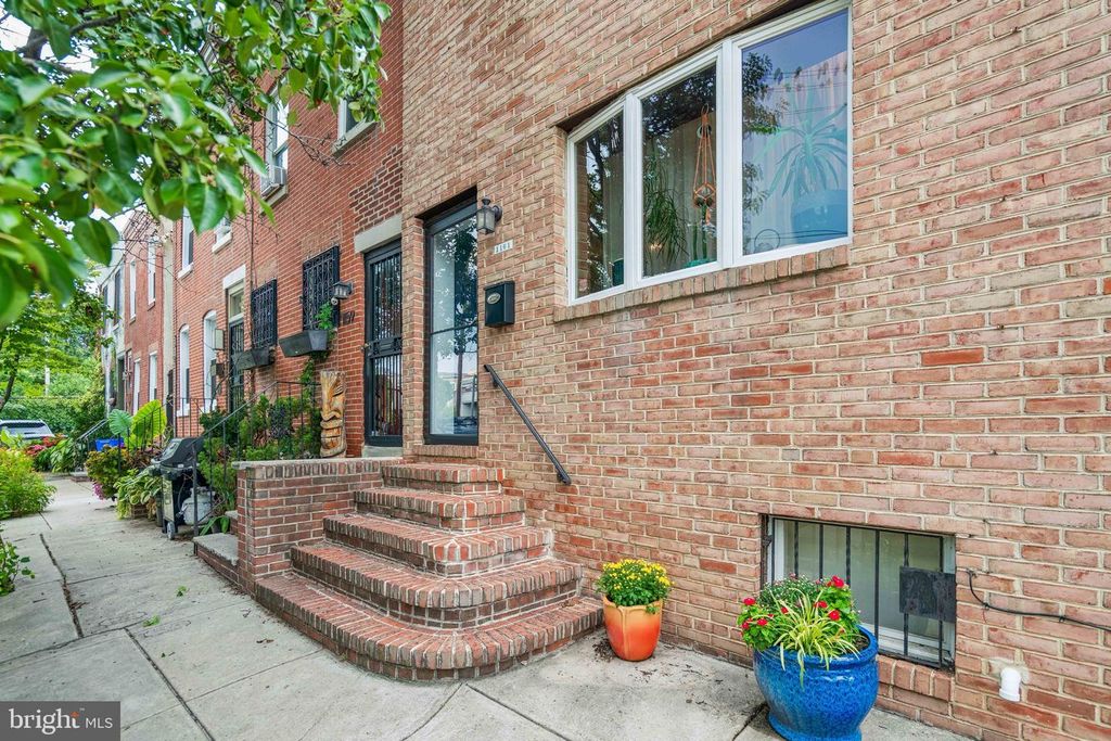 1161 S JUNIPER ST, PHILADELPHIA, PA 19147 — photo 3