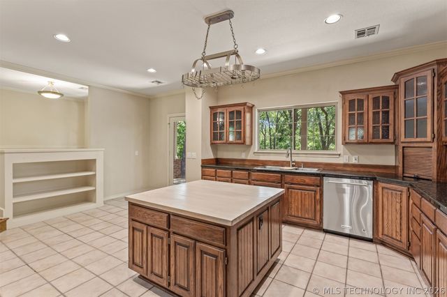 524 E 118th Street S, Jenks, OK 74037