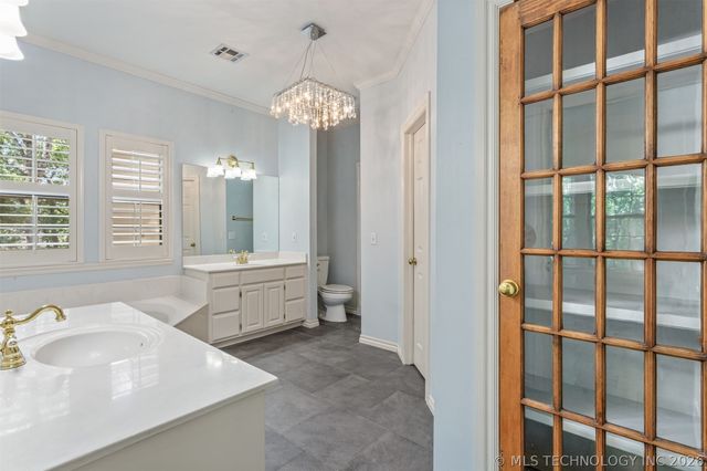 524 E 118th Street S, Jenks, OK 74037