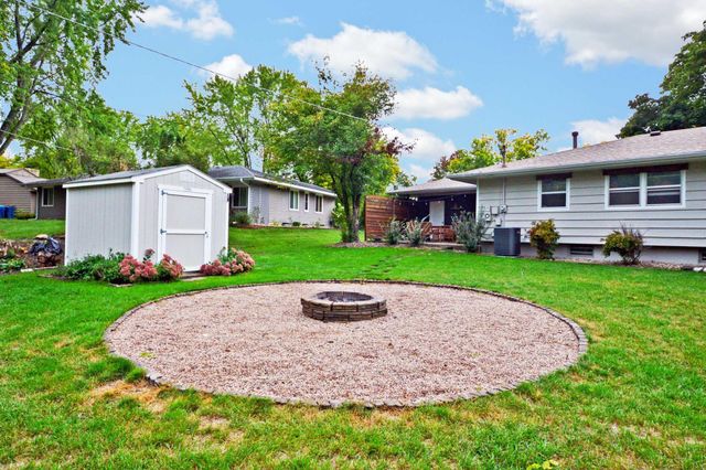13201 Walnut Drive, Burnsville, MN 55337