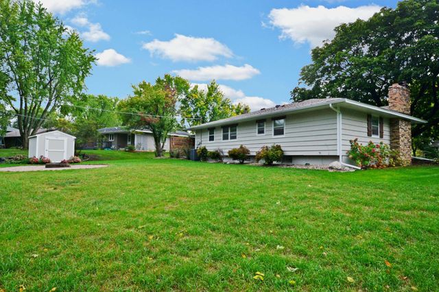 13201 Walnut Drive, Burnsville, MN 55337