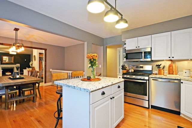 13201 Walnut Drive, Burnsville, MN 55337
