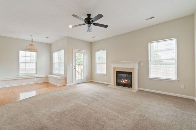 1402 Bern Dr, Spring Hill, TN 37174
