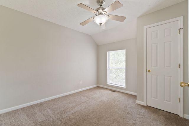 1402 Bern Dr, Spring Hill, TN 37174