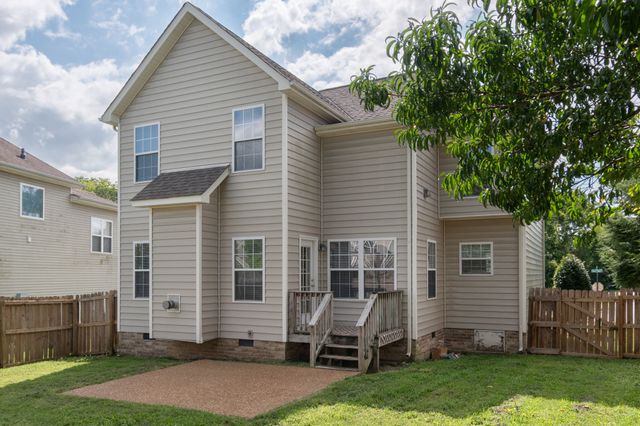 1402 Bern Dr, Spring Hill, TN 37174