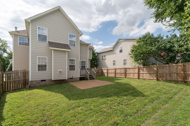 1402 Bern Dr, Spring Hill, TN 37174
