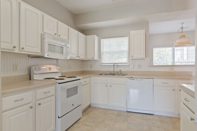 1402 Bern Dr, Spring Hill, TN 37174
